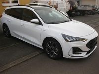 Gebraucht Ford Focus ST-Line X 116 PS (85 kW) 2025 Weiß Limousine