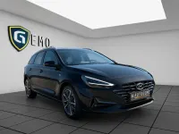 Gebraucht Hyundai i30 Trend 120 PS (88 kW) 2023 Schwarz Kombi