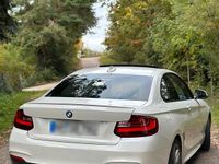 Gebraucht BMW 220 M Sport 190 PS (139 kW) 2017 Weiß Coupé