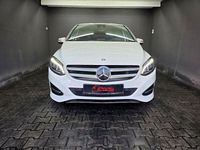Gebraucht Mercedes B180 122 PS (89 kW) 2015 Weiß Kleinwagen