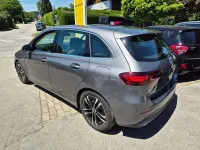Gebraucht Mercedes B200 163 PS (119 kW) 2024 Grau Kleinwagen