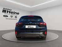 Gebraucht Ford Focus Titanium 125 PS (91 kW) 2026 Agate black metallic Limousine