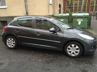 Gebraucht Peugeot 207 125 PS (91 kW) 2010 Schwarz metallic Kleinwagen