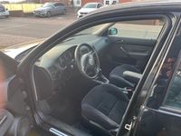 Gebraucht VW Bora Highline 115 PS (84 kW) 2000 Schwarz Limousine