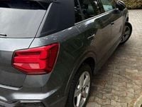 Gebraucht Audi Q2 S-Line 150 PS (110 kW) 2024 Grau SUV