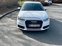 Gebraucht Audi A1 95 PS (69 kW) 2018 Weiß Kleinwagen