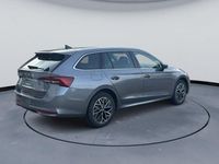 Neu Skoda Octavia Selection 150 PS (110 kW) 2026 Grau Kombi