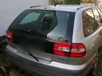 Gebraucht Volvo V40 122 PS (89 kW) 2002 Silber Kombi