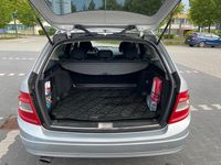 Gebraucht Mercedes C220 170 PS (125 kW) 2010 Silber Kombi