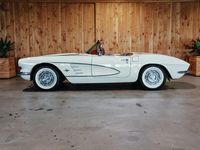 Używany Chevrolet Corvette C1 1961 Biały Kabriolet