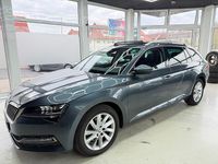 Gebraucht Skoda Superb Style 190 PS (139 kW) 2019 Grau Kombi