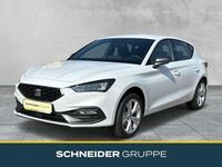 Używany Seat Leon FR 150 KM (110 kW) 2025 Biały Sedan/Limuzyna