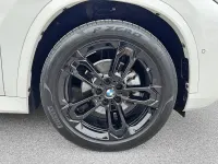 Gebraucht BMW iX1 M Sport 150 kW (204 PS) 2025 Weiß SUV