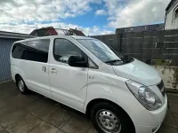 Gebraucht Hyundai H-1 170 PS (125 kW) 2011 Weiß Van / Kleinbus