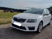 Gebraucht Skoda Octavia RS 184 PS (135 kW) 2015 Weiß Kleinwagen