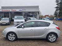 Gebraucht Opel Astra Edition 140 PS (102 kW) 2011 Silber Limousine