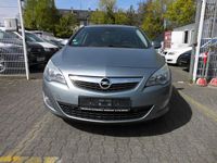 Gebraucht Opel Astra Design Edition 140 PS (102 kW) 2012 Silber Limousine