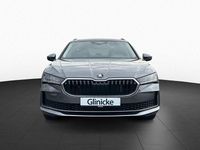 Neu Skoda Superb Selection 150 PS (110 kW) 2026 Grau Kombi