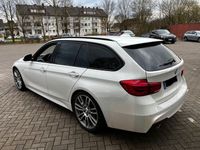 gebraucht BMW 318 d Touring M Sport M Sport LED/Alcantara