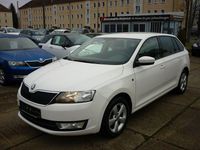 Gebraucht Skoda Rapid Ambition 86 PS (63 kW) 2015 Weiß Limousine