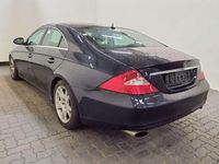 Gebraucht Mercedes CLS350 292 PS (214 kW) 2005 Blau metallic Coupé