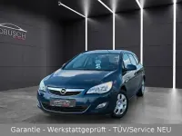 Gebraucht Opel Astra 101 PS (74 kW) 2012 Andere Limousine