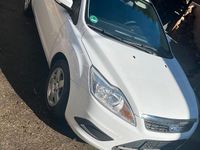 Gebraucht Ford Focus 80 PS (58 kW) 2009 Weiß Kleinwagen