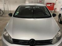 Second-hand VW Golf 110 CP (80 kW) 2012 Argintiu Coupe