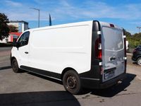 Gebraucht Opel Vivaro 125 PS (91 kW) 2017 Weiß Van / Kleinbus