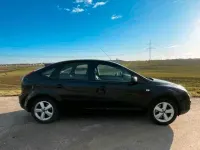 Gebraucht Ford Focus Trend 145 PS (106 kW) 2005 Schwarz Limousine