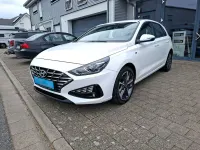Gebraucht Hyundai i30 Trend 160 PS (117 kW) 2023 Weiß Limousine