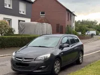 Gebraucht Opel Astra 140 PS (102 kW) 2015 Grau Kombi