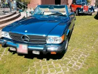 Gebraucht Mercedes SL380 155 PS (114 kW) 1985 Blau Cabrio