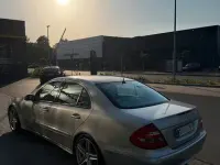 Gebraucht Mercedes E270 Avantgarde 177 PS (130 kW) 2003 Silber Limousine