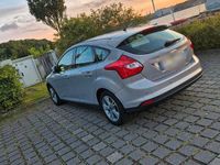Gebraucht Ford Focus 101 PS (74 kW) 2014 Silber Kombi