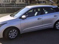 Gebraucht Hyundai i20 GO! 75 PS (55 kW) 2016 Silber Limousine