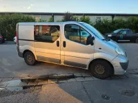 Używany Opel Vivaro 145 KM (106 kW) 2008 Srebrny Minivan