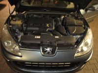Gebraucht Peugeot 407 Tendance 185 PS (136 kW) 2004 Grau metallic Limousine