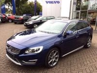 Gebraucht Volvo V60 Ocean Race 181 PS (133 kW) 2015 Blau metallic Kombi