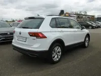 Gebraucht VW Tiguan Life 200 PS (147 kW) 2023 Weiß SUV