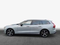 Gebraucht Volvo V60 145 PS (106 kW) 2025 Kombi