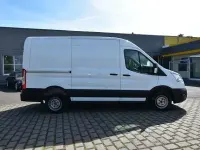 Gebraucht Ford Transit Trend 105 PS (77 kW) 2022 Weiß Van / Kleinbus