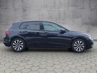 Gebraucht VW Golf VIII Active 150 PS (110 kW) 2022 Schwarz Limousine