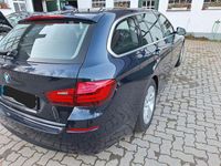 Gebraucht BMW 530 258 PS (189 kW) 2015 Blau Kombi