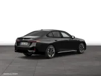 Gebraucht BMW 540 286 PS (210 kW) 2025 Schwarz Limousine