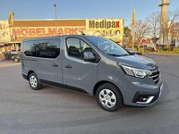 Gebraucht Renault Trafic Life 150 PS (110 kW) 2022 Städtisches grau Van / Kleinbus