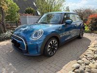 Käytetty Mini ONE Classic 102 HP (75 kW) 2022 Sininen Viistoperä