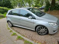 Gebraucht Mercedes B180 105 PS (77 kW) 2005 Grau Van / Kleinbus