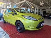 Gebraucht Ford Fiesta Trend 60 PS (44 kW) 2009 Grün Kleinwagen