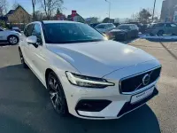 Gebraucht Volvo V60 197 PS (144 kW) 2024 Weiß Kombi